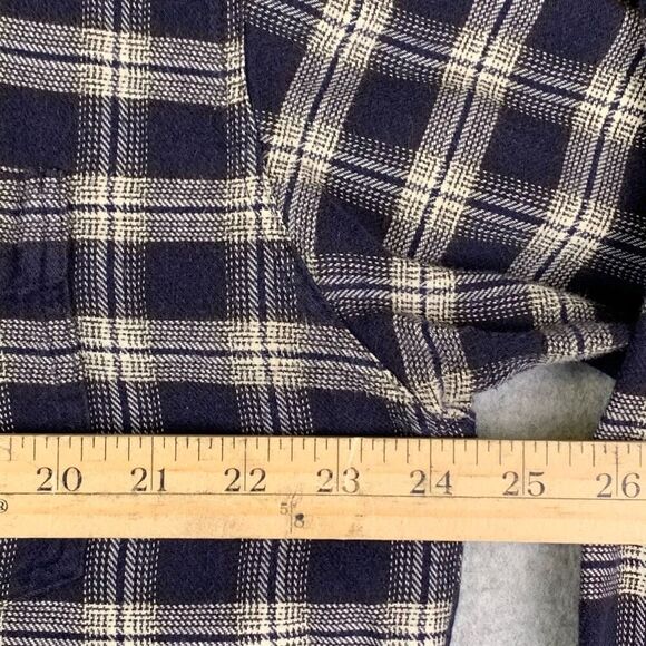 J Crew Men’s Size Large Casual Button Down Shirt Navy Blue Plaid Long Sleeve - Picture 2 of 10